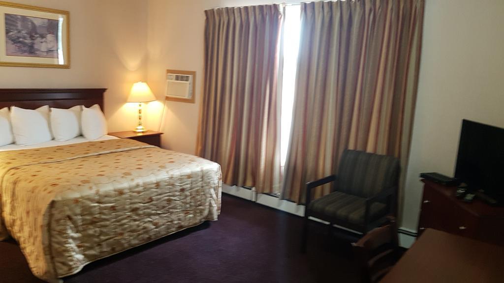 Queens Arms Inn Charlottetown Extérieur photo