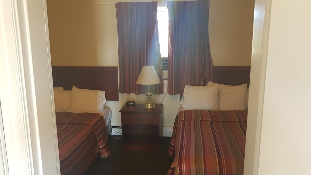Queens Arms Inn Charlottetown Extérieur photo